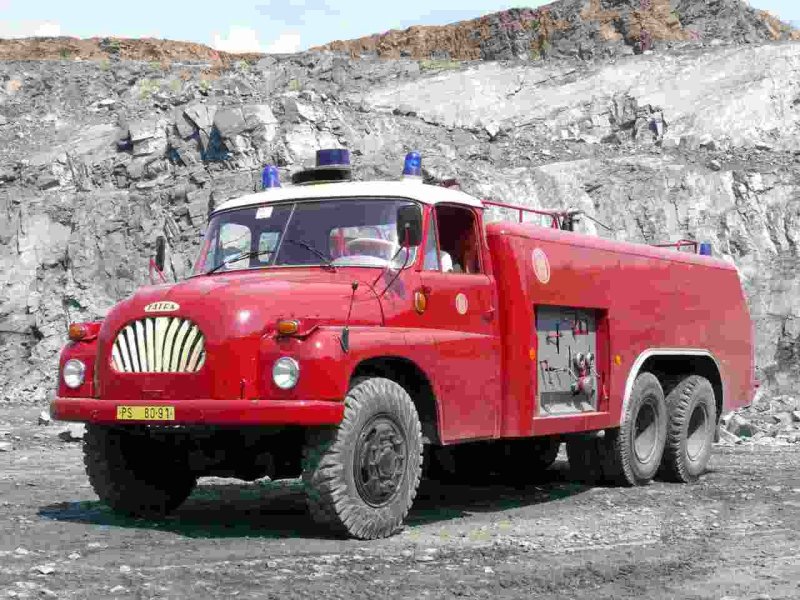 Грузовики Татра-138