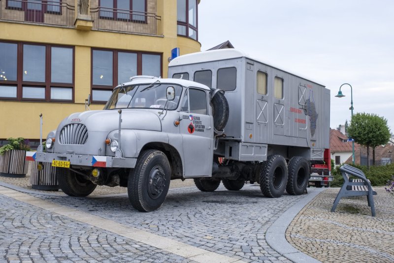 Татра 138