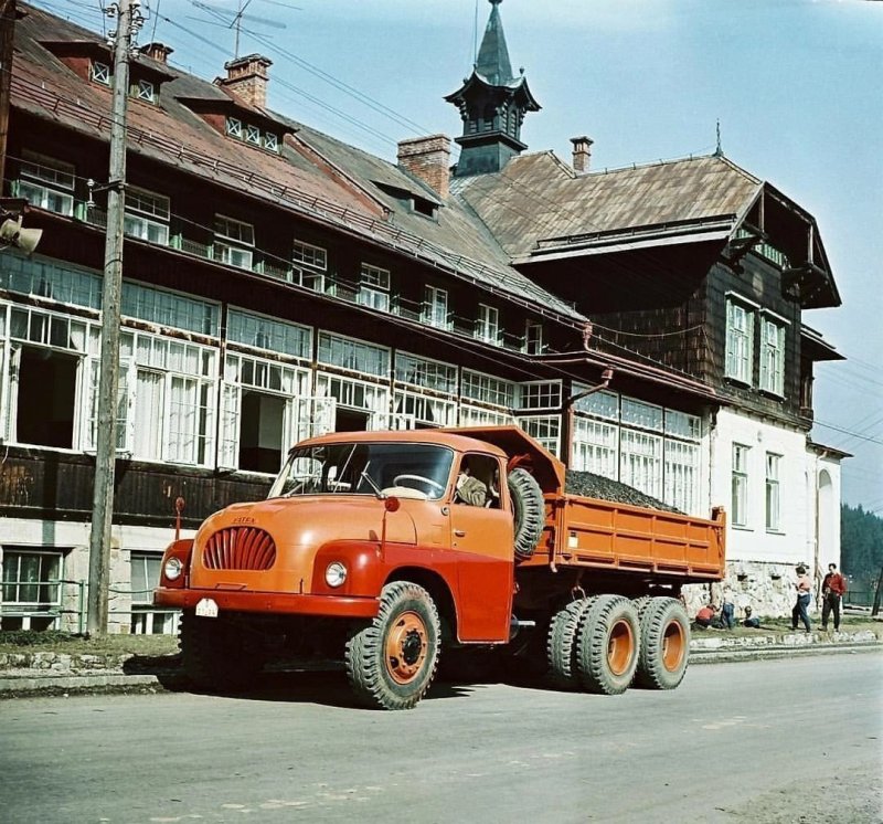 Татра 1975 грузовик
