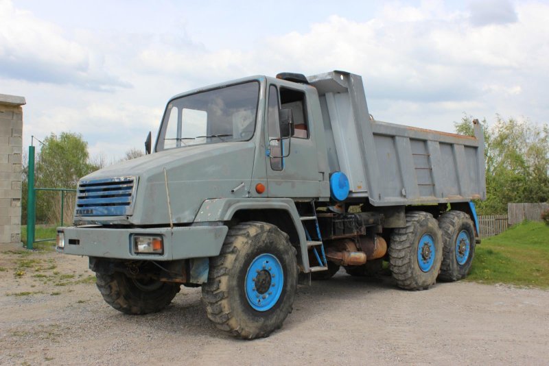 Татра ,т162 самосвал