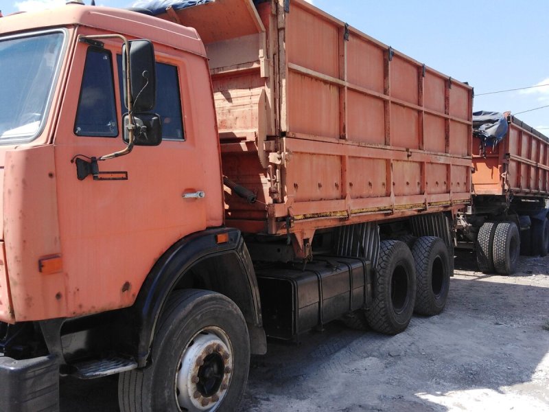 КАМАЗ 55102 самосвал сельхозник