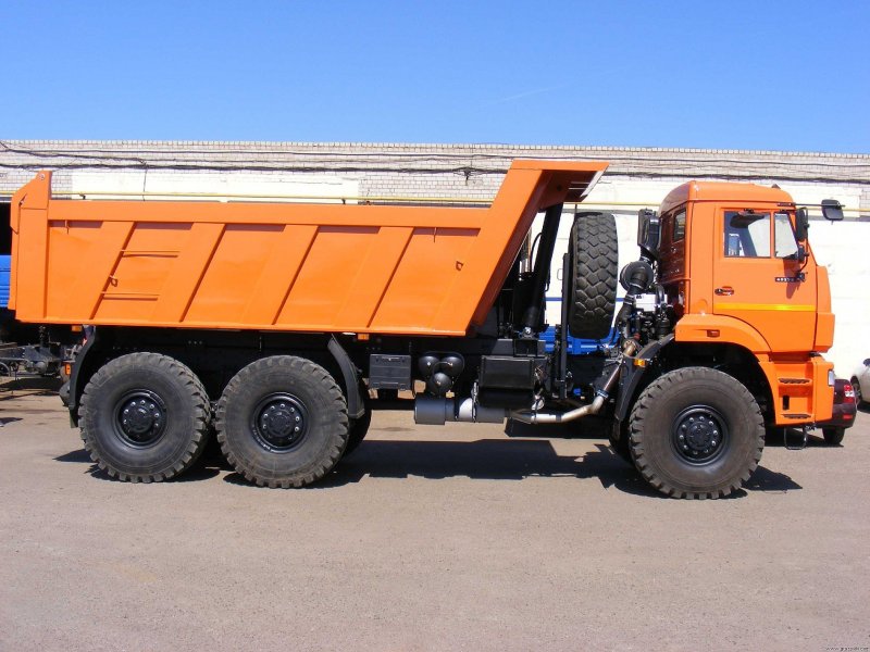 КАМАЗ вездеход самосвал 65222