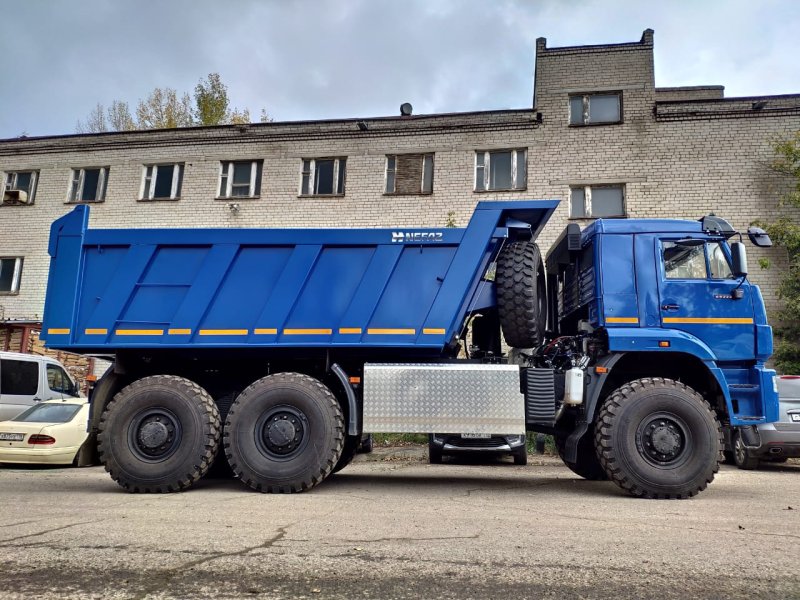 КАМАЗ 65222 самосвал