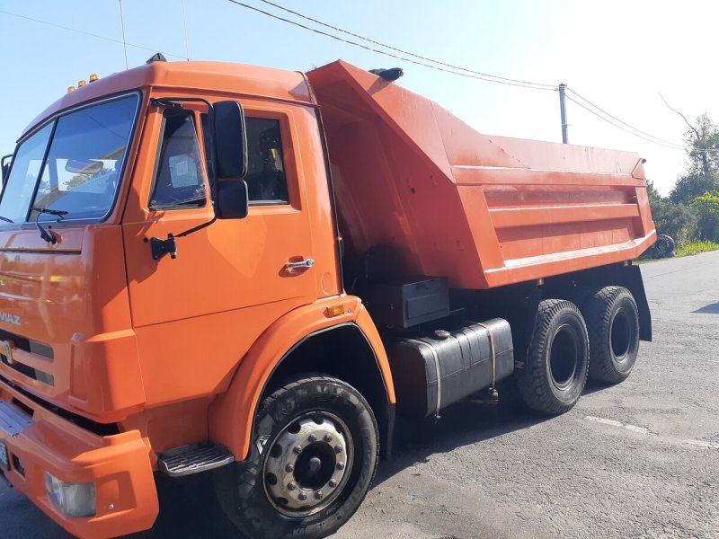 КАМАЗ 5511 самосвал оранжевый