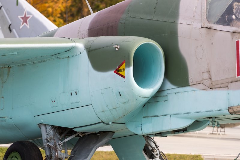 Су-25 сопла