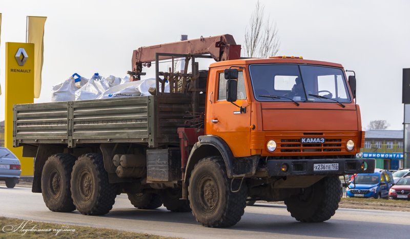 КАМАЗ 43118 mpz9a2