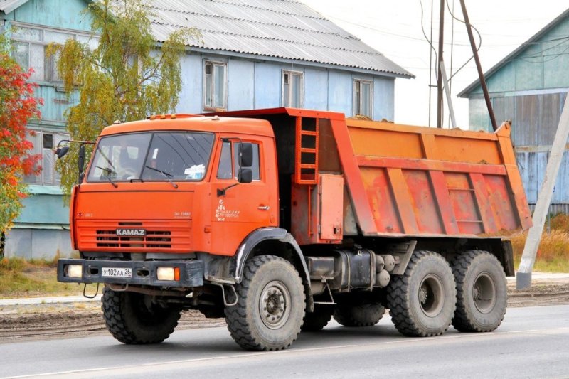 КАМАЗ 4310 6х6 самосвал оранжевый