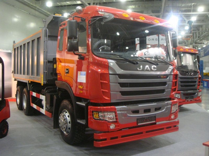 Самосвал JAC 6х4
