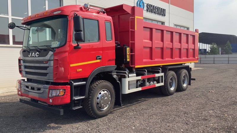 Самосвал JAC 658984-02