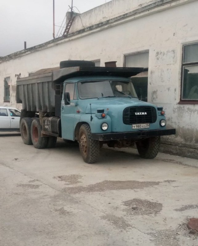 Татра 148 тягач со спальником