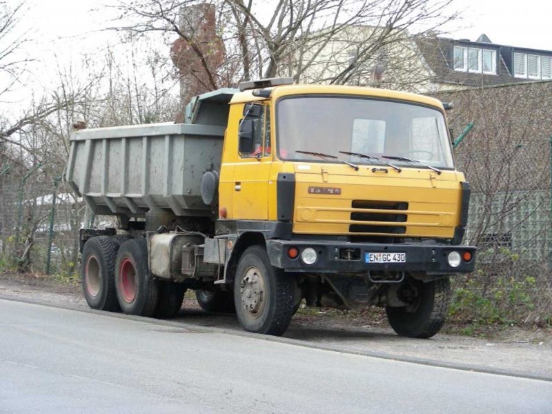 Самосвал Татра 815 с 01