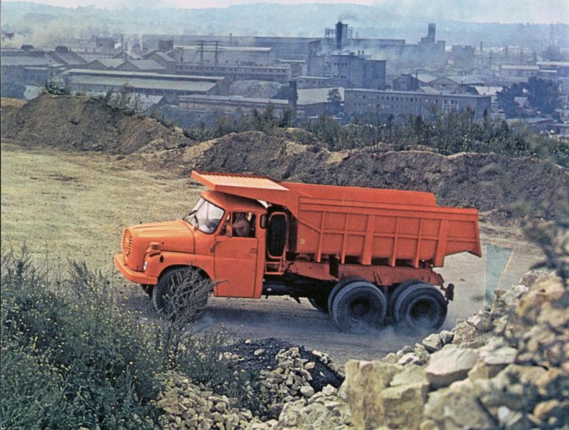 Tatra 148 самосвал