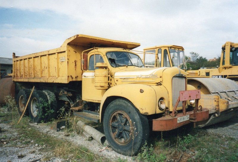 Татра-81 военный