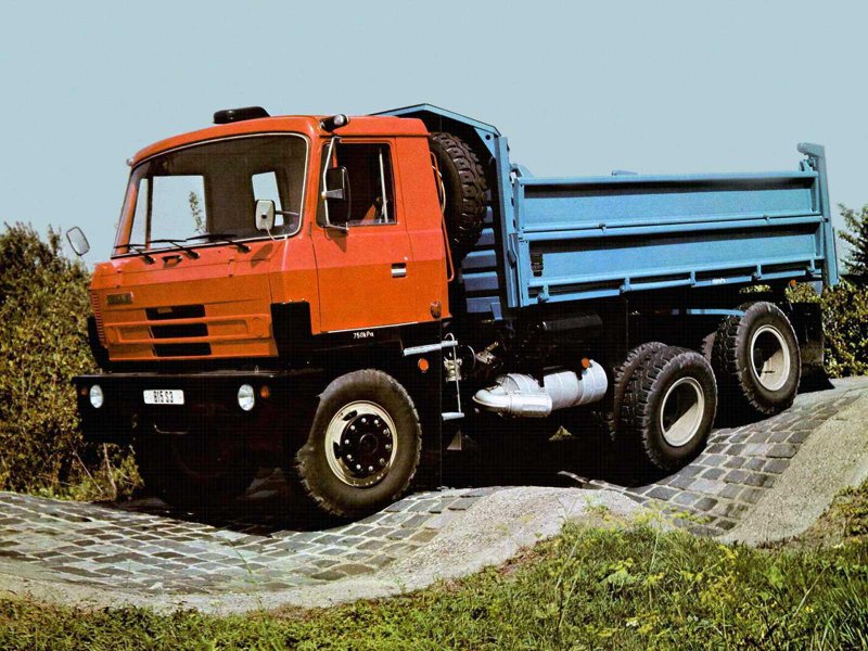 Грузовик Tatra 815