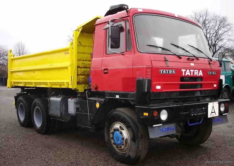 Автомобиль Татра 815