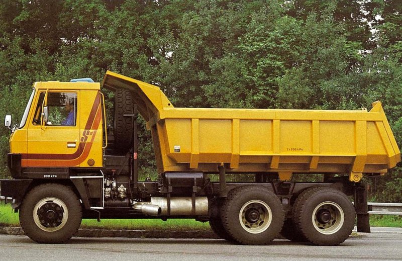 Грузовик Tatra 815