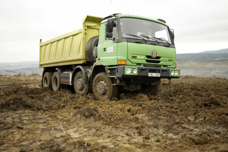 Tatra t815 terrno1 8x8