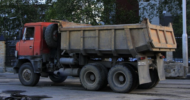 Tatra 815s1 самосвал
