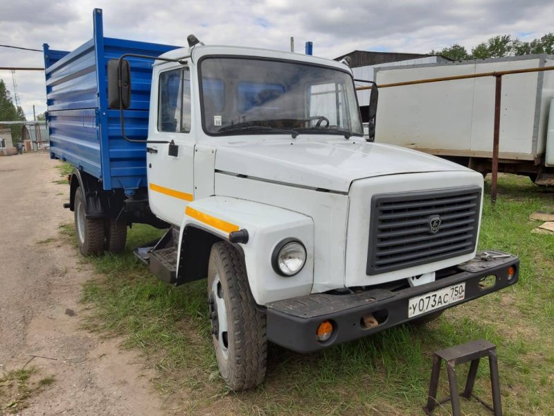 Самосвал ГАЗ-САЗ-35072