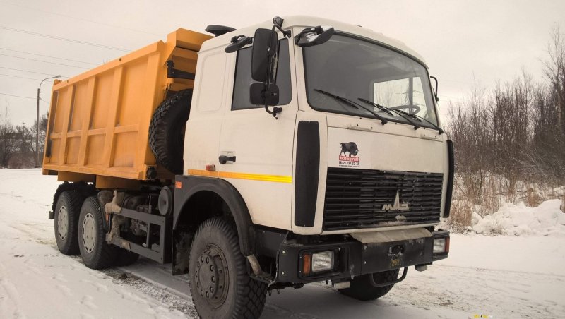 Самосвалы МАЗ 5516 зима