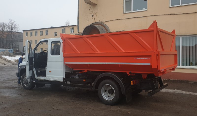 Самосвал ГАЗ САЗ 25072
