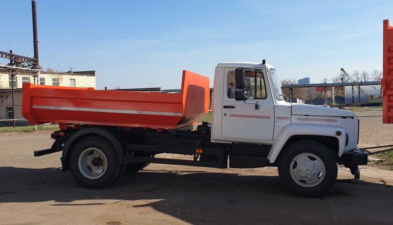 Самосвал ГАЗ-САЗ-35072