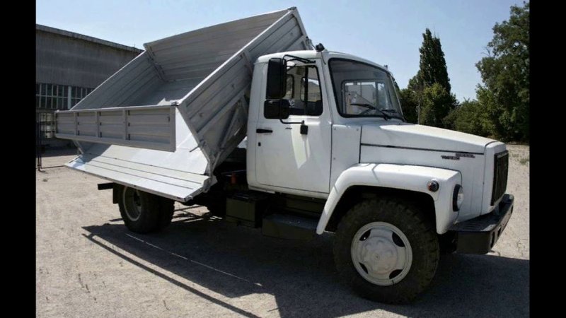 Грузовик ГАЗ 3309 самосвал