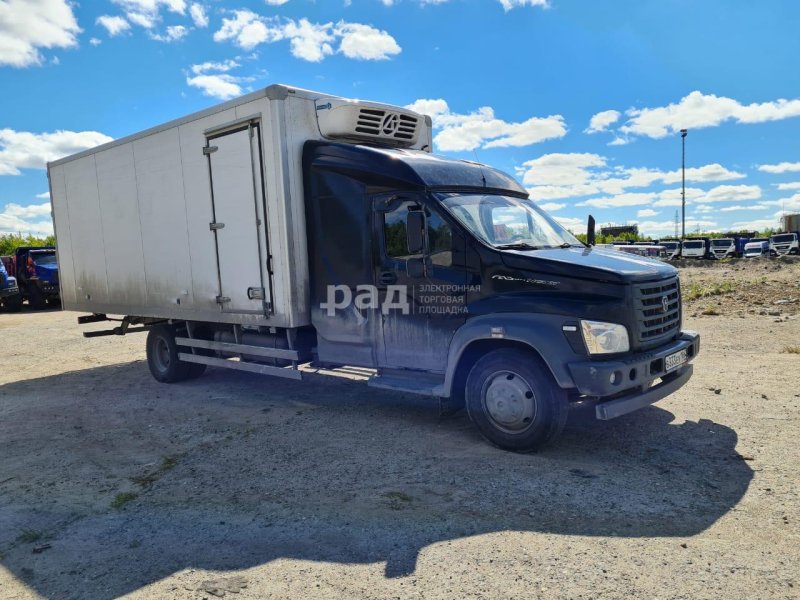 3010 Ga автофургон-рефрижератор