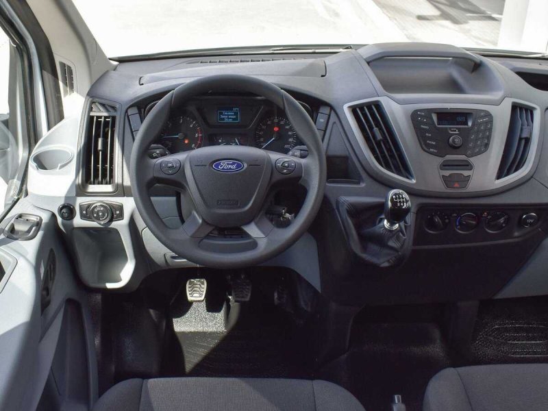 Ford Transit грузовой фургон салон