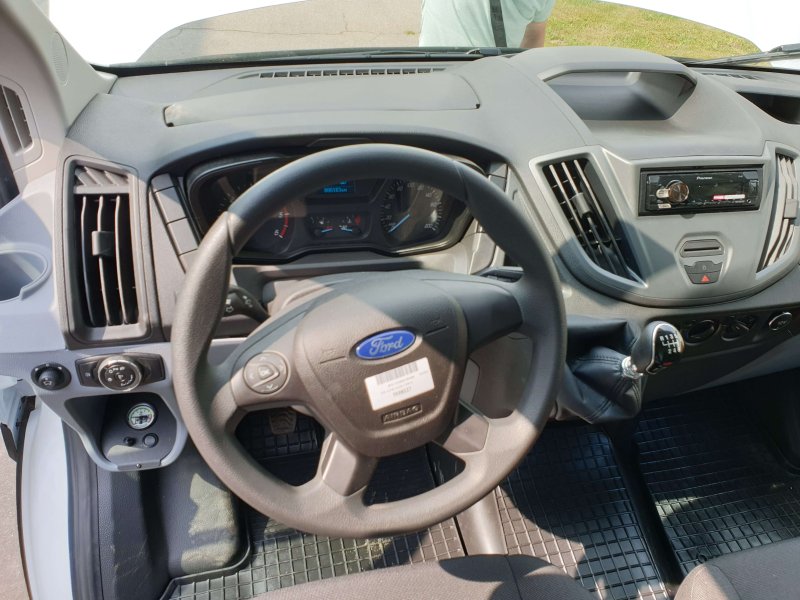 Ford Transit фургон 2020 салон