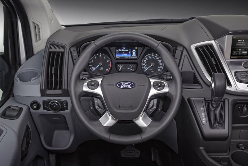 Ford Transit 2017 салон