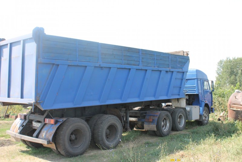 КАМАЗ 5410 С самосвальным полуприцепом
