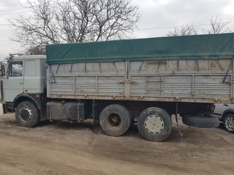 МАЗ 5336 бортовой зерновоз