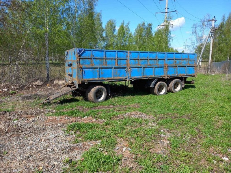 Тандемный прицеп на зерновоз