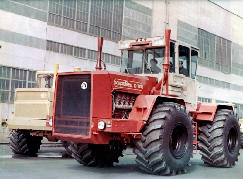 Трактор Кировец к 710