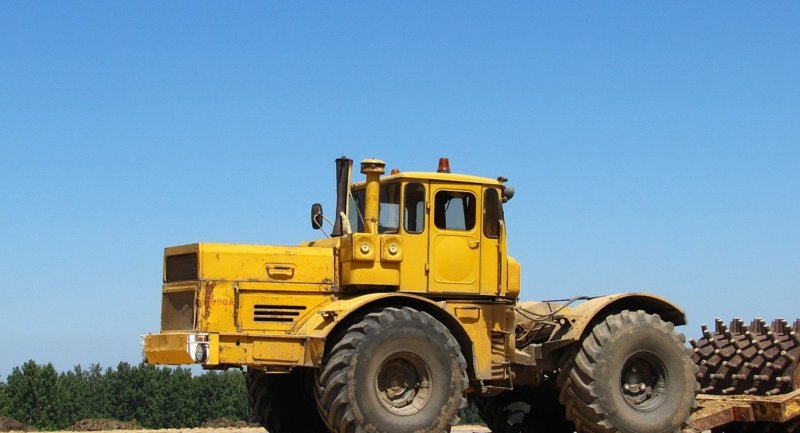Кировец к 700