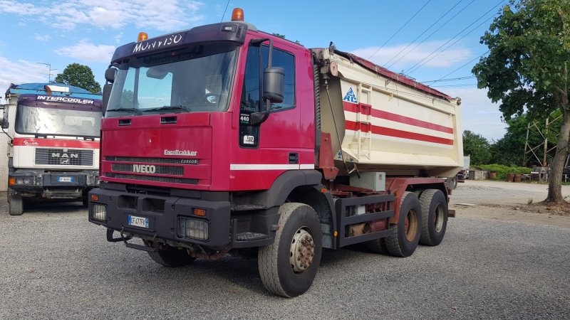 Ивеко EUROTRAKKER 8х8