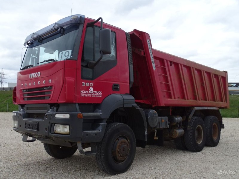 Ивеко Траккер ad380t