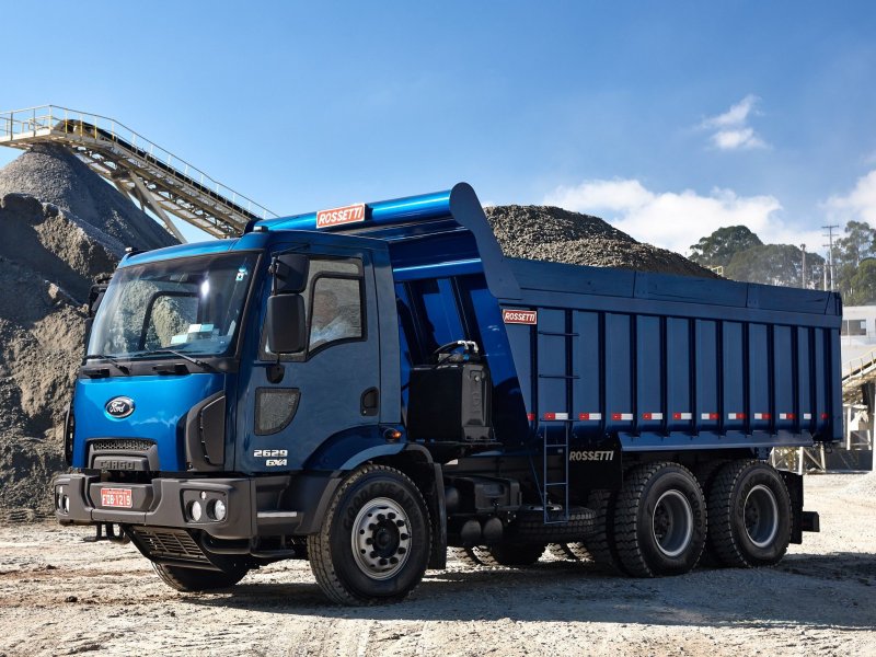 Ford Cargo 6520 самосвал