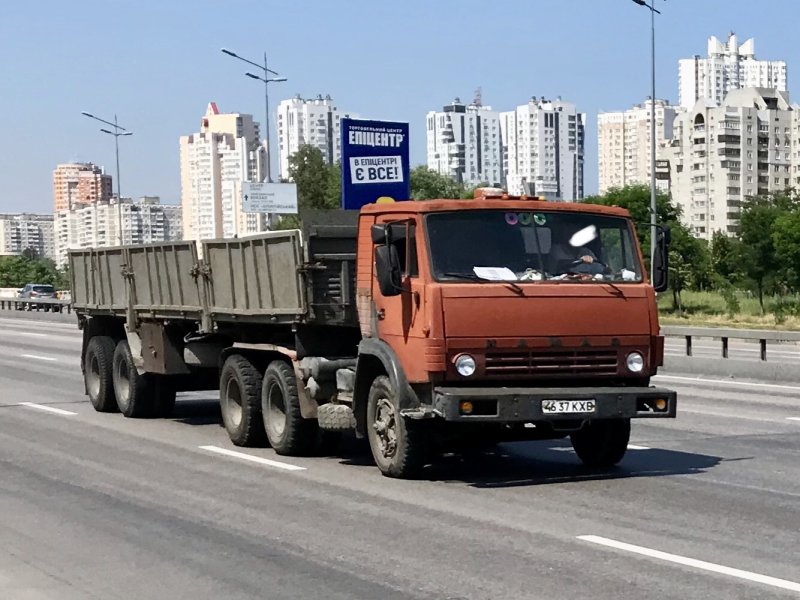 КАМАЗ 54112 С тралом