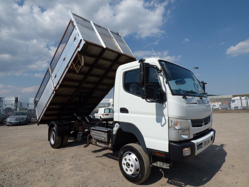 Mitsubishi Canter 4x4