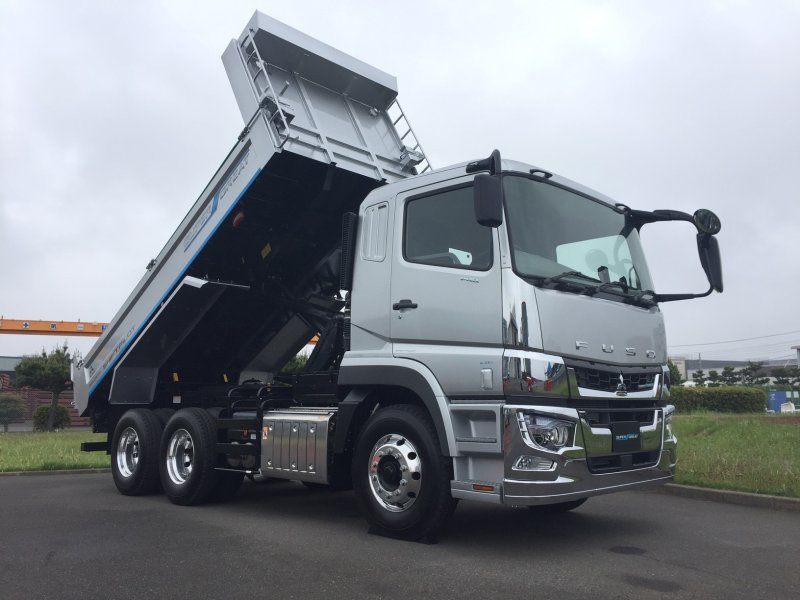 Mitsubishi Fuso super great самосвал