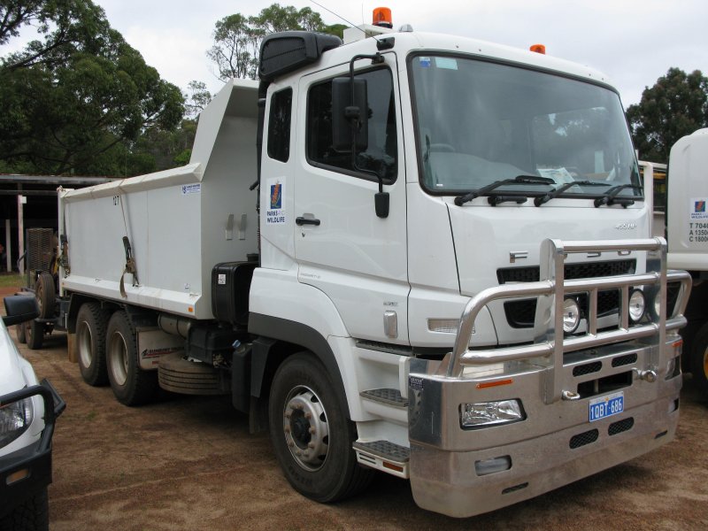 Митсубиси Fuso 4wd