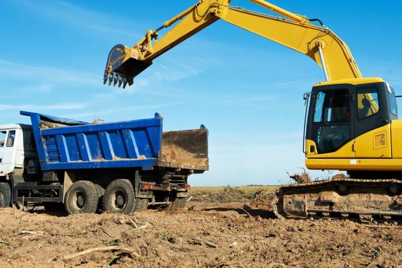 Вывоз грунта КАМАЗ