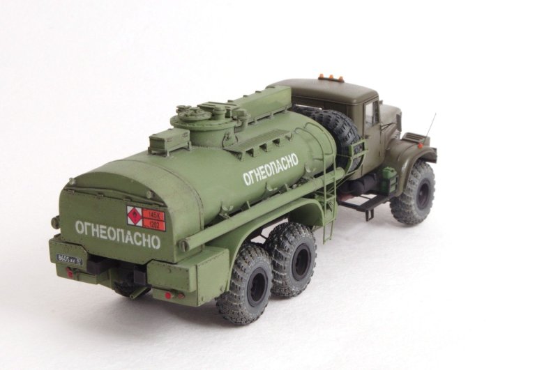 КРАЗ-255б АЦ-8.5