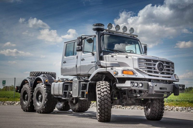 Мерседес-Бенц Зетрос 6x6