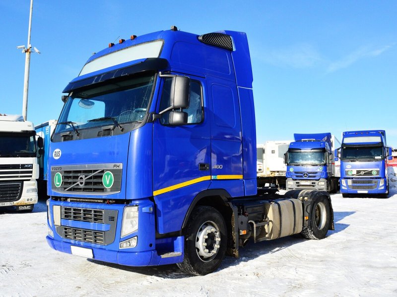 Грузовик Volvo FH 2010 года
