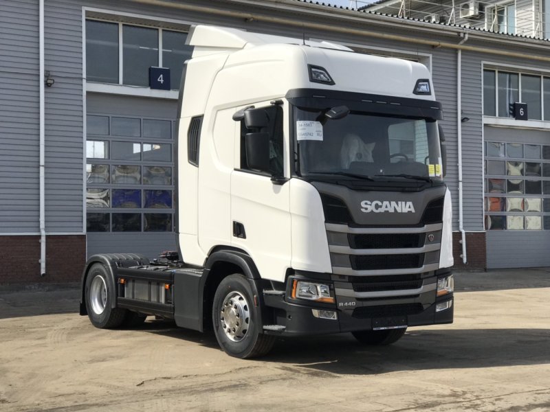 Тягач Скания r440