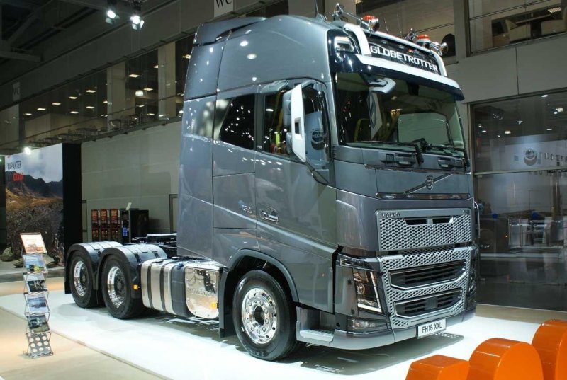 Магистральный тягач Volvo FH