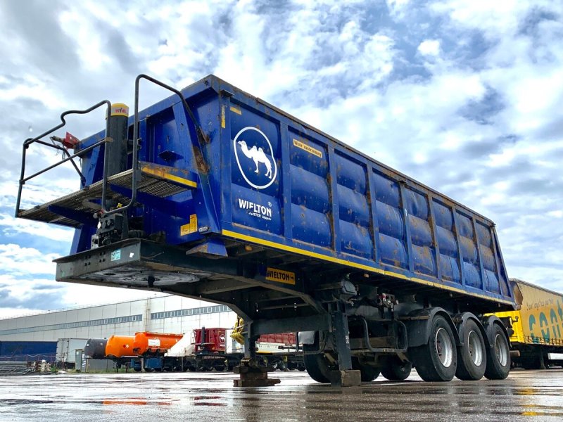 Самосвальный полуприцеп Велтон DAF